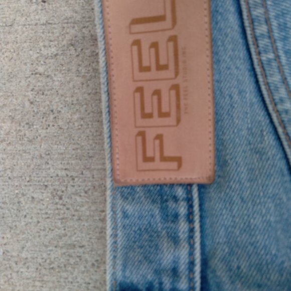 The Feel Studio Inc Cropped Leg Straight Jeans Blue Women’s Size 27 - Picture 15 of 16